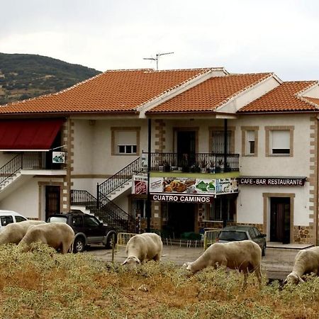 Alojamiento Cr Cuatro Caminos San Pablo de los Montes Kültér fotó